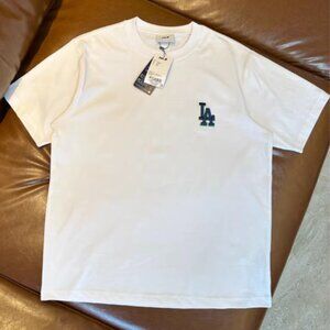 White T-shirt